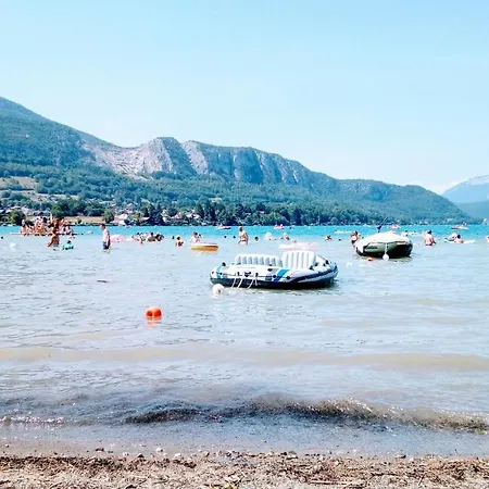 No 7 Annecy * Demi-Quartier